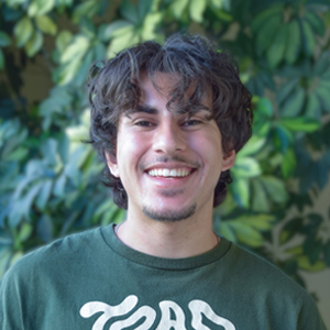 Danny Linares-web